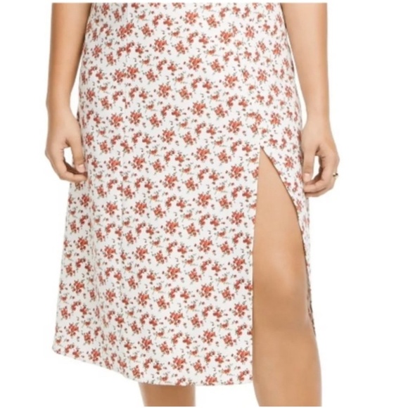 Danielle Bernstein Midi Length Dress Short Puff Sleeve Red White Flower Print - Picture 8 of 16
